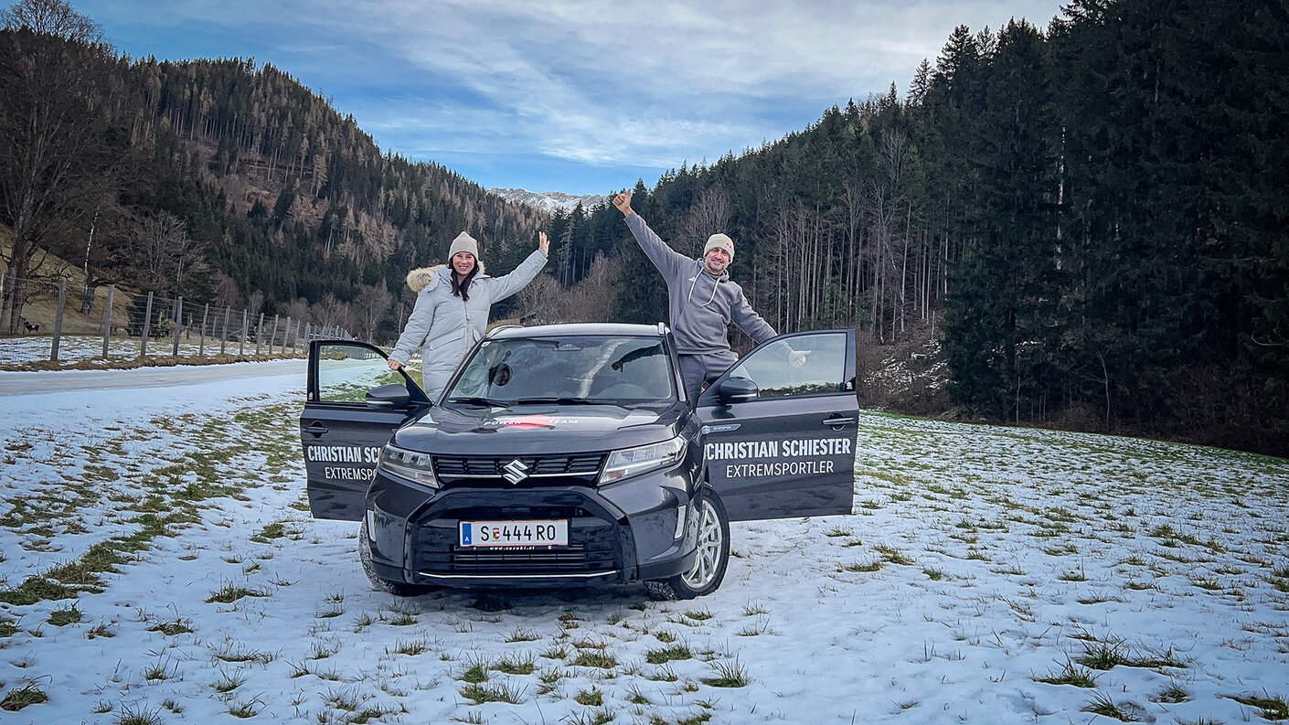 Daniela und Christian Schiester: In Österreich unterwegs im VITARA HYBRID ALLGRIP.